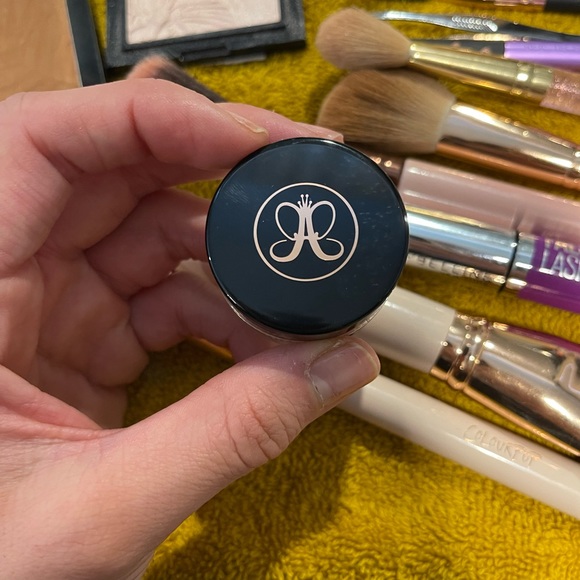 Anastasia Dipbrow Pomade - Picture 3 of 5